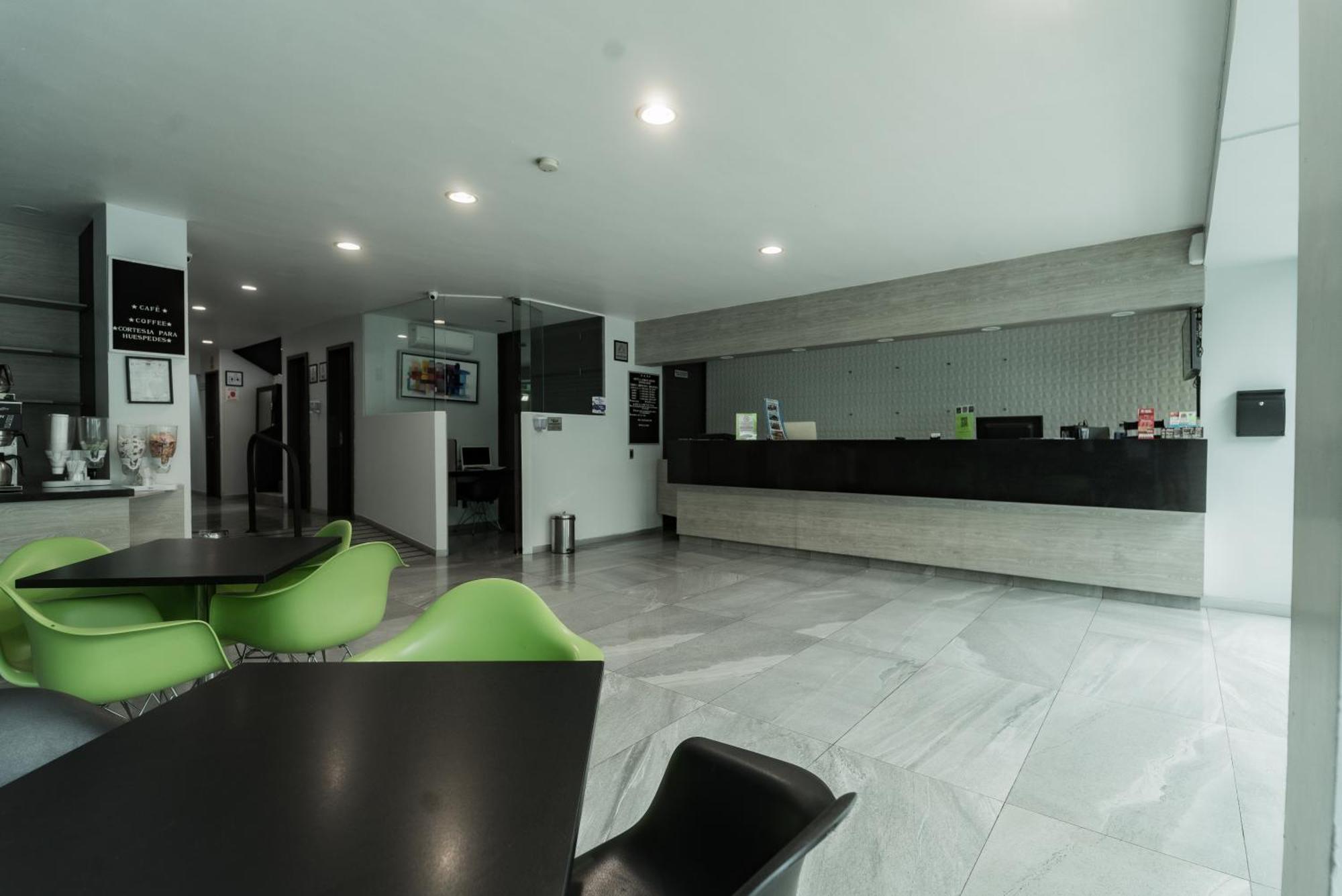 Hotel Lemon Green -Zona Expo Frente Al Centro De Convenciones Guadalajara Dış mekan fotoğraf