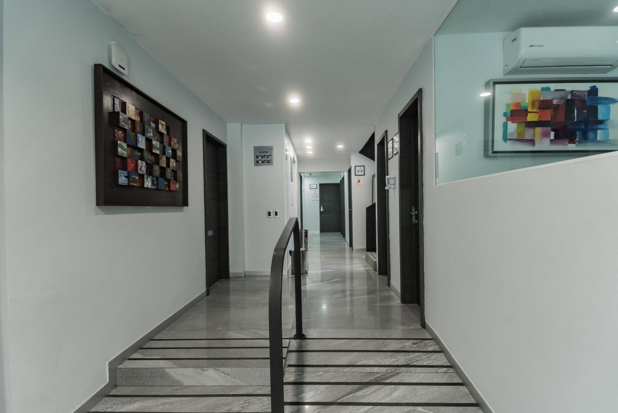 Hotel Lemon Green -Zona Expo Frente Al Centro De Convenciones Guadalajara Dış mekan fotoğraf